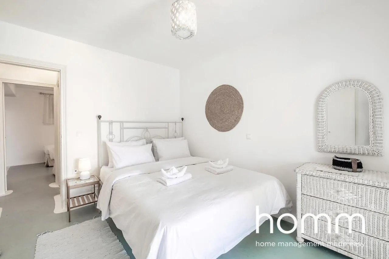 カラファティス Sunny Getaway Homm In Lia Mykonos 4Pplヴィラ 別荘